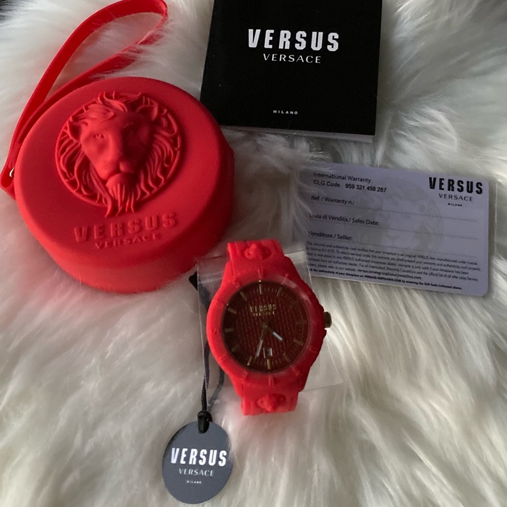 🛍 Versus Versace Unisex Tokyo Silicone Quartz Watch 🛍